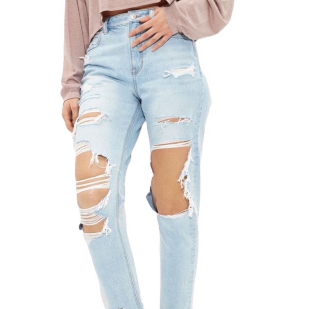 American Eagle Mom Jean